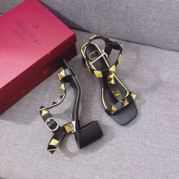 Valentino Rockstud Silver Metallic T-Strap Block Heel Sandals - 5