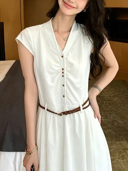 Design V-Neck Button-Front Pleated Midi Dress in Powder Blue - 4