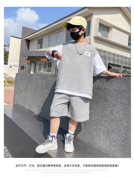 Design Hoewmol Patchwork Knit T-Shirt Set Black / White Sets - 15