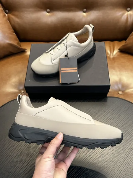 Maison Margiela Tabi Sneaker Beige and Black Sneakers - 1