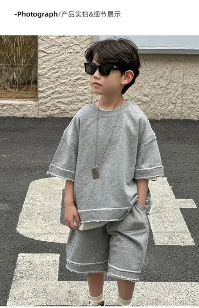 Design Oversized Frayed Hem Gray Set with Cassette Necklace and Chunky Sneakers Casual Set - 6