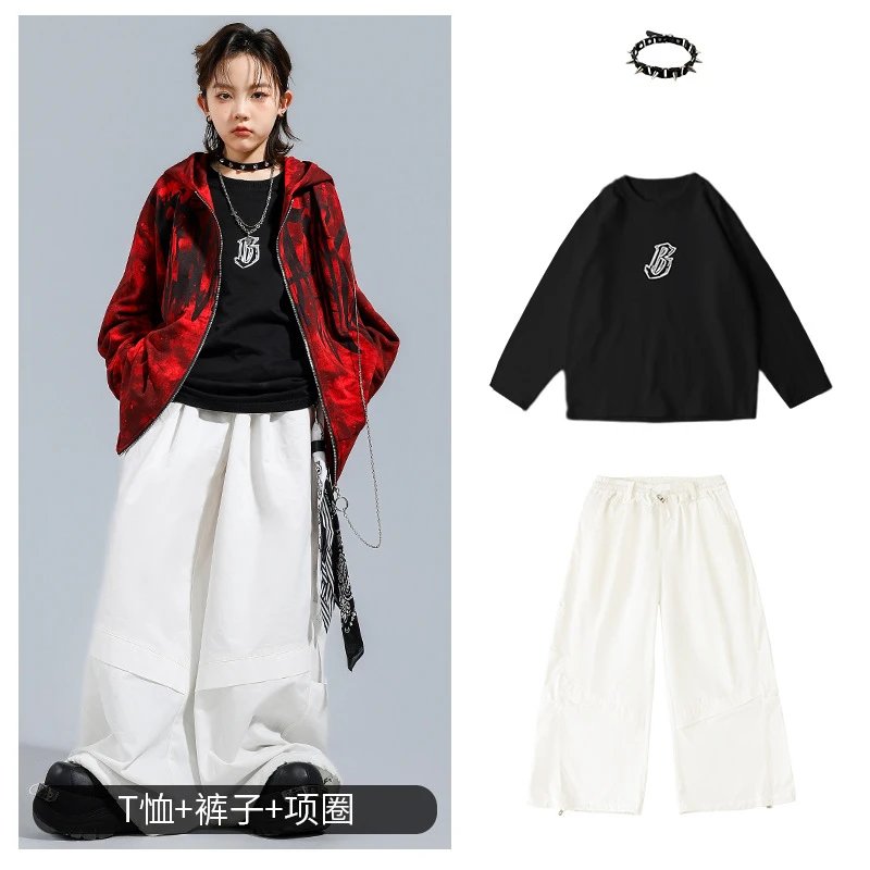 7055黑色长袖+k25白色长裤+狼牙项圈