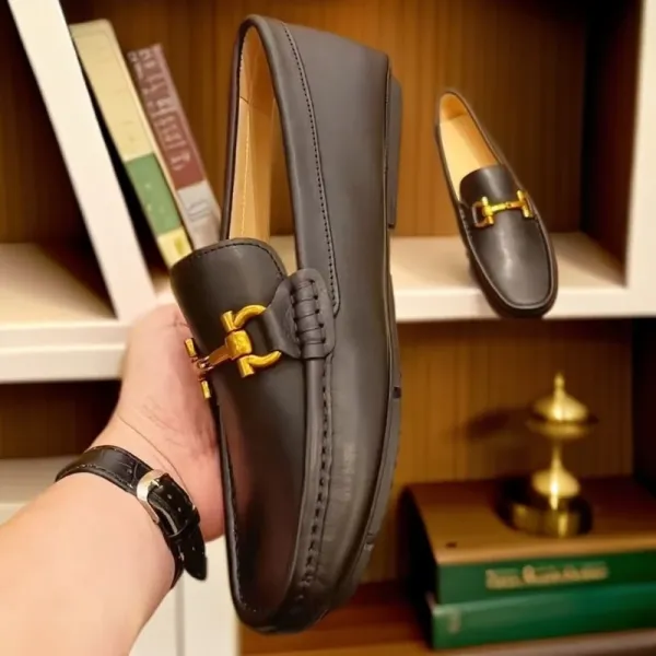 Design Horsebit Loafer Black Leather Slip-On Shoes - 6