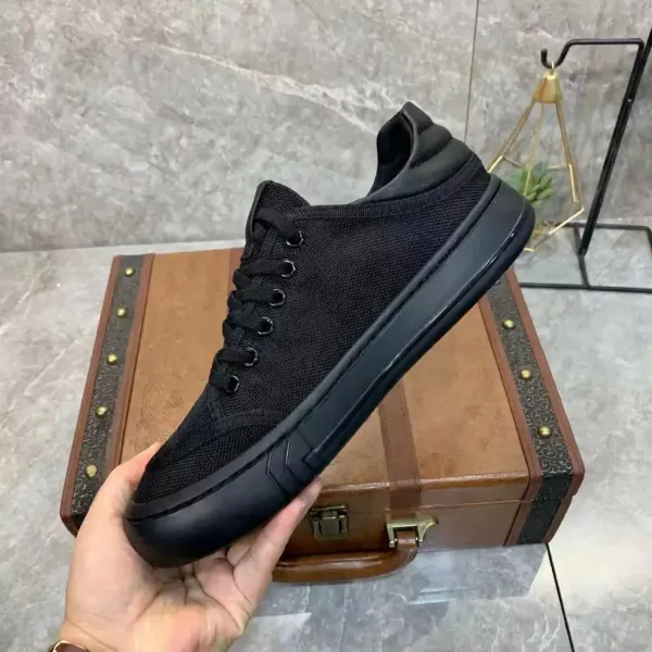 Design B Fashion Black Mesh Sneakers - 2