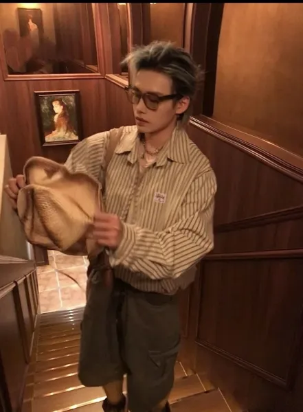 Stussy Striped Coach Jacket Beige / Black Outerwear - 12