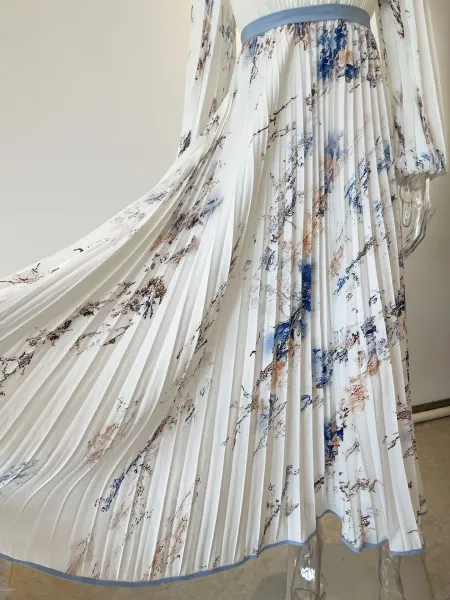 Design Floral Pleated V-Neck Maxi Dress in White with Blue and Beige Accents - 10
