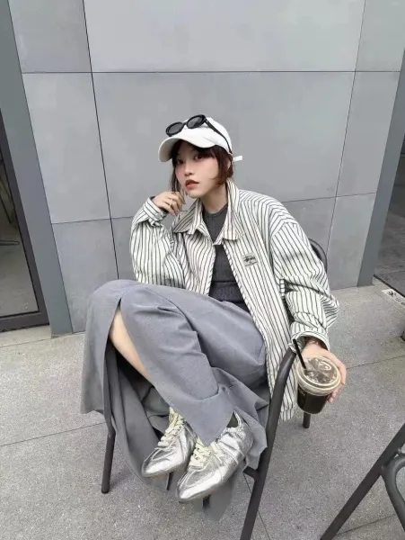 Stussy Striped Coach Jacket Beige / Black Outerwear - 10