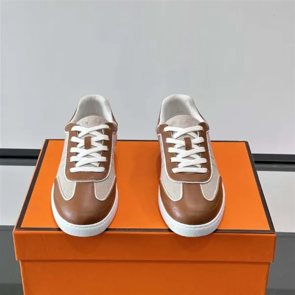 Hermès Oran Sneakers White with Gum Sole Sneakers - 9