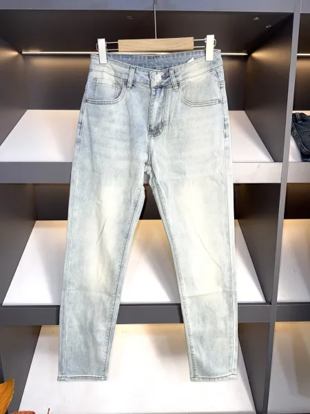 Moncler Jeans Light Wash Denim Jeans - 25