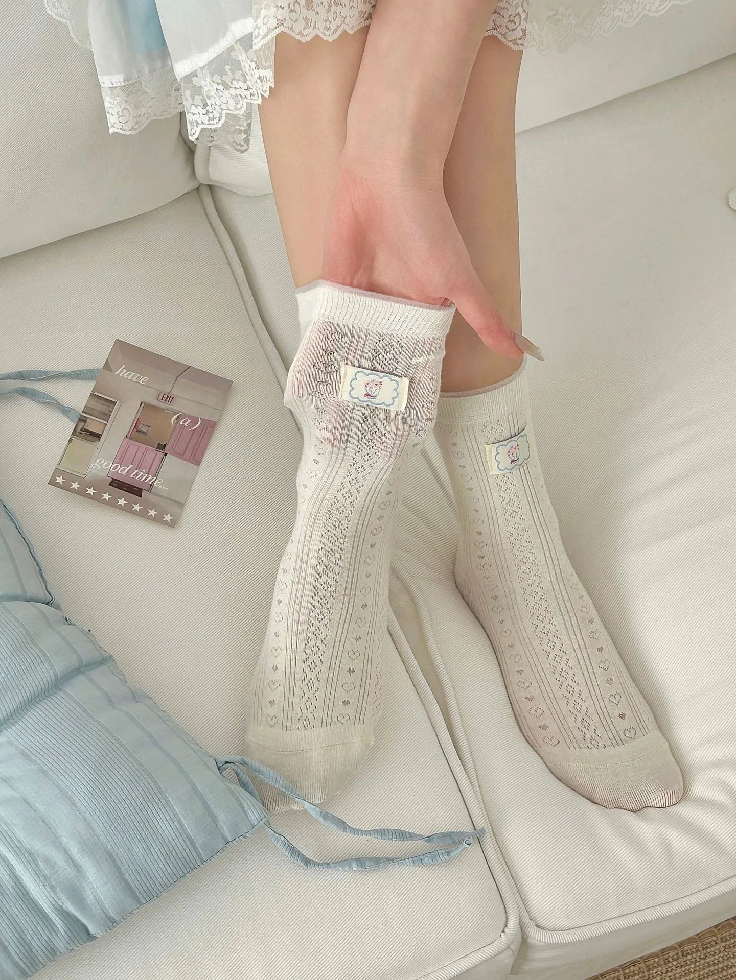 Design Embroidered Cloud Patch Cream Socks - 25