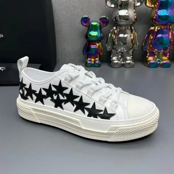 Design Star-Embellished Platform Sneakers White / Black - 14