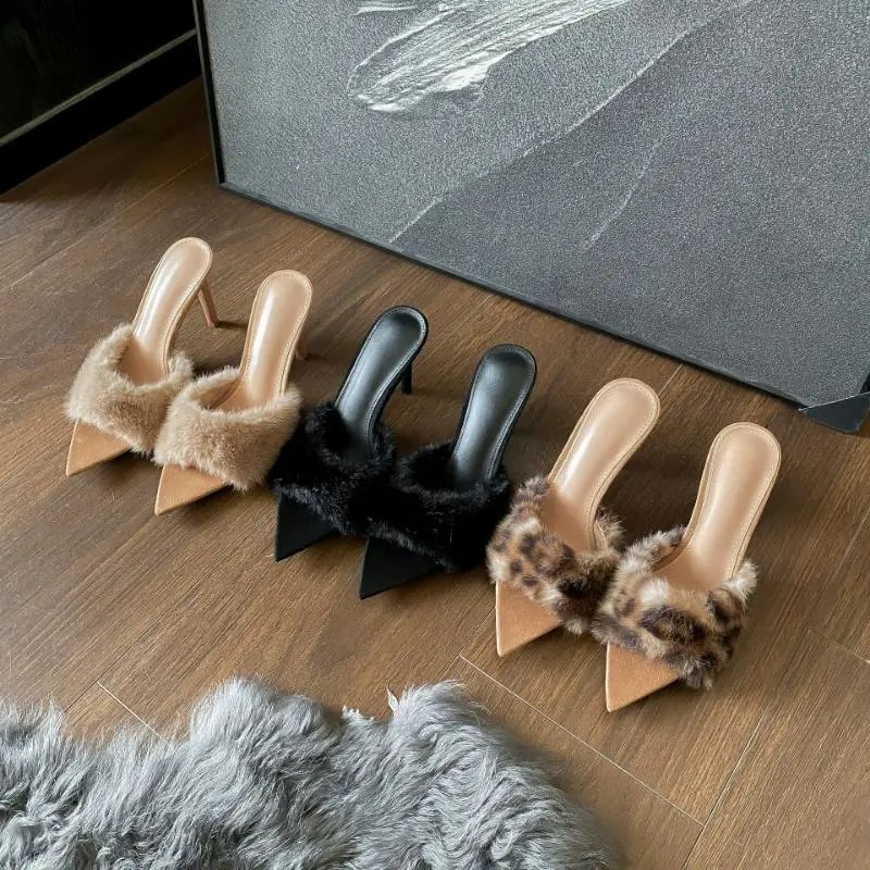 Design Furry Mule Heels Black Shoes - 5