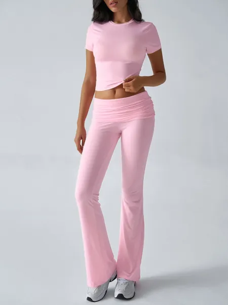 Design Red Cropped Tee and Flared Pants Set - 11