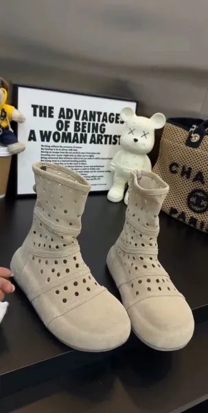 Design Perforated Suede Ankle Boots Beige Boots - 4