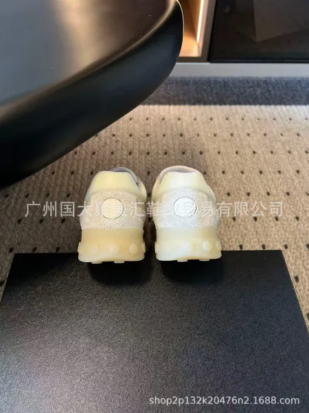 Chanel Runway Sneakers White Navy Beige Sneakers - 13