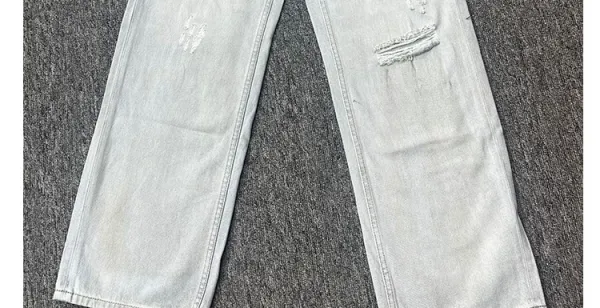 Design Wide-Leg Distressed Light Wash Jeans - 8