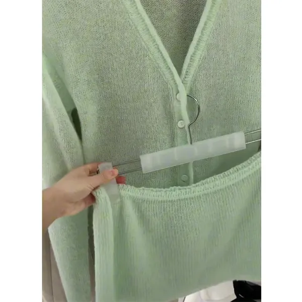 Design Knit V-Neck Cardigan with Peplum Hem in Mint Green Outerwear.cardigan - 6