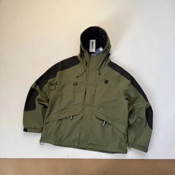 Design UNDEFEATED Field Jacket Olive Green and Black Outerwear - 19