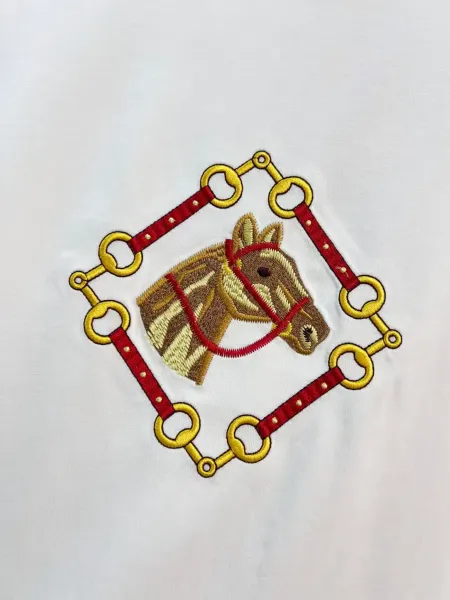 Design Horse Motif Embroidered Pink T-Shirt - 3