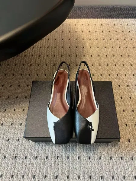 Design Two-Tone Slingback Loafers Black and White Leather Shoes - 1