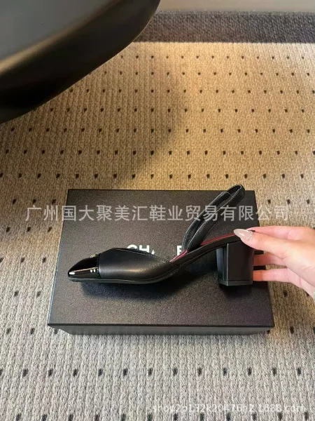 HAN Slingback Square-Toe Heels Black - 19