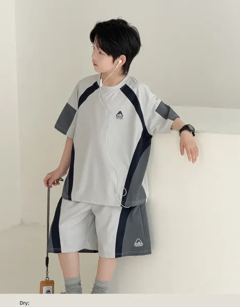 Design OLB Studio Color-Block T-Shirt and Shorts Set Black / Gray Sets - 14