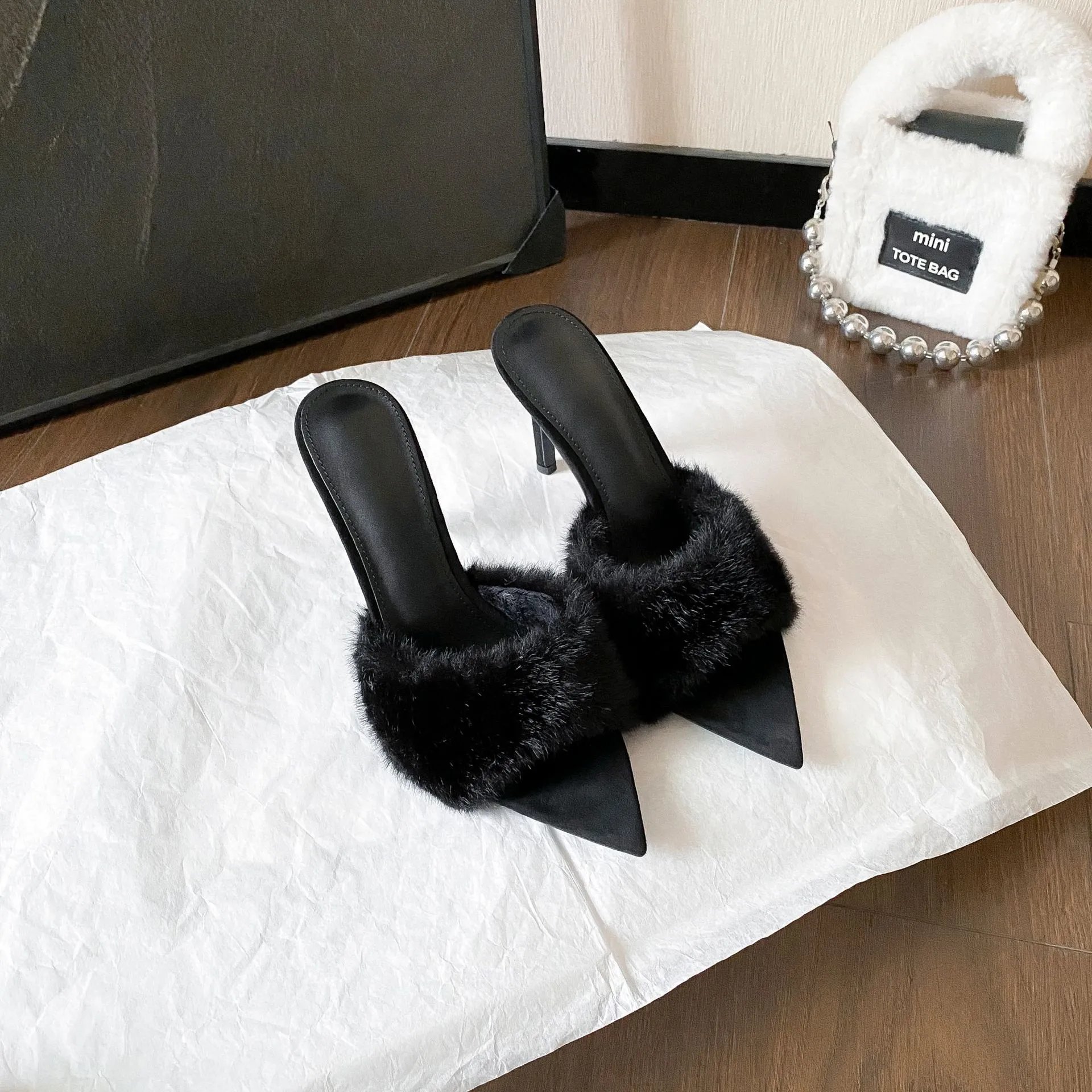 Design Furry Mule Heels Black Shoes - 8