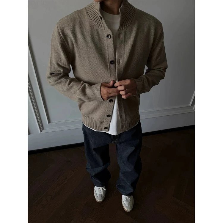Design Beige Ribbed Collar Cardigan with Black Buttons Outerwear.cardigan - 4