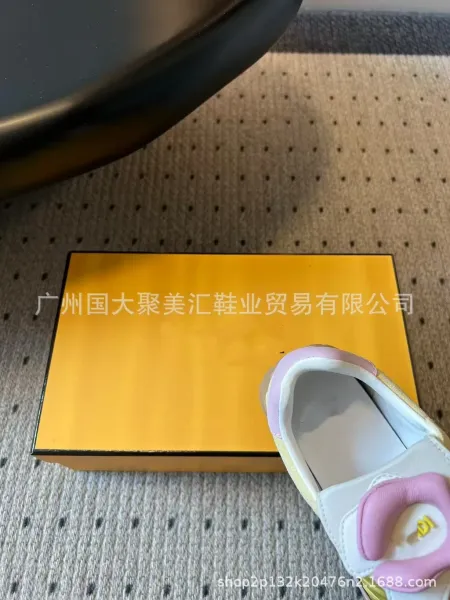 Fendi Bow-Strap Pink Suede Sneakers - 9