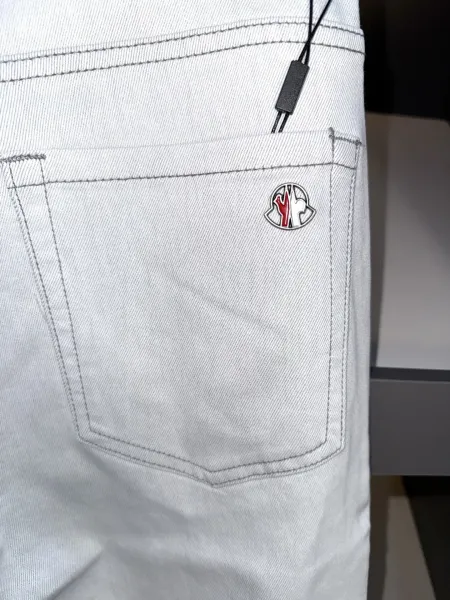 Moncler Jeans Light Wash Denim Jeans - 8