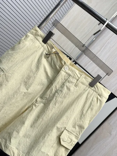 Dior Cargo Shorts Pale Yellow Shorts - 9