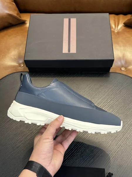 Design Slip-On Chunky Sneakers Gray / White - 9