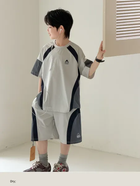 Design OLB Studio Color-Block T-Shirt and Shorts Set Black / Gray Sets - 17