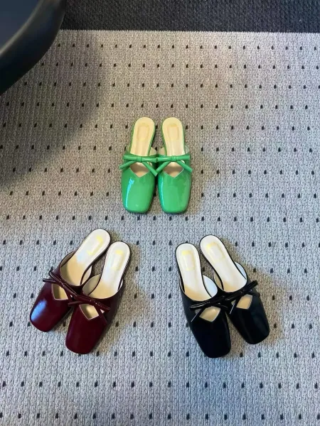 Design Black Bow-Embellished Square-Toe Mules Slippers - 2