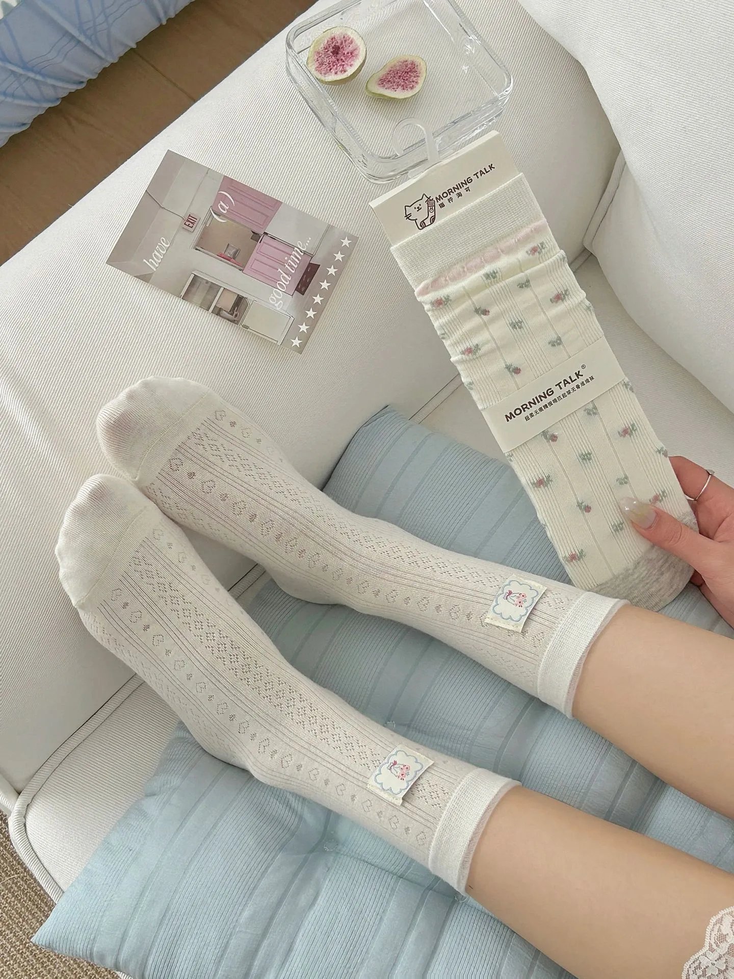 Design Embroidered Cloud Patch Cream Socks - 31
