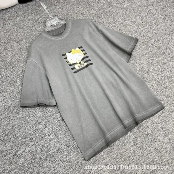 Hello Kitty Graphic Print Oversized Gray T-Shirt - 8