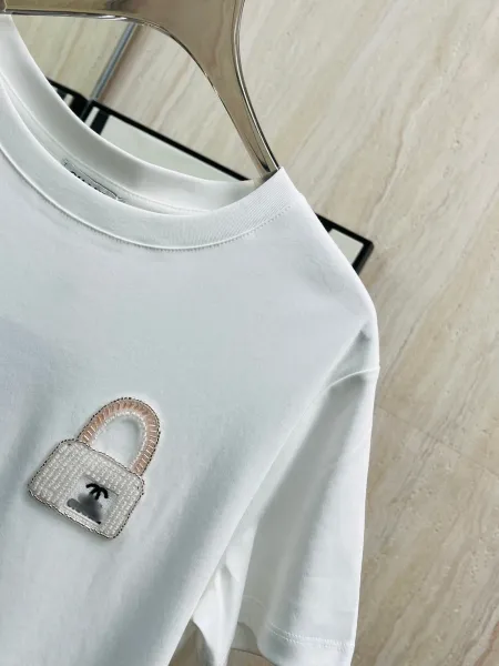 Chanel Lock Embroidery Pink T-Shirt - 13