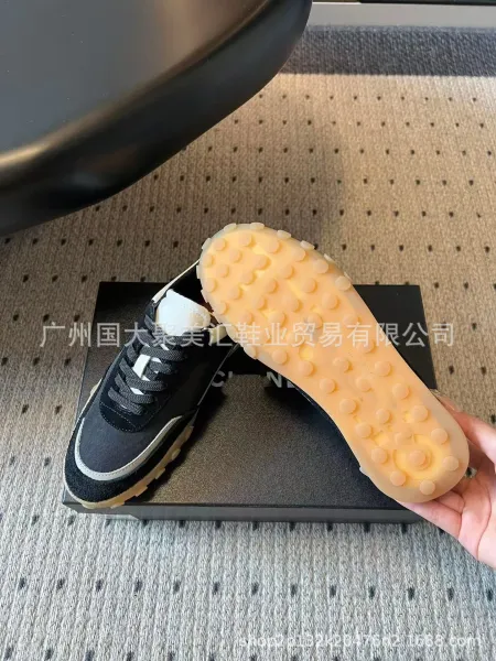 Chanel Runway Sneakers White Navy Beige Sneakers - 16