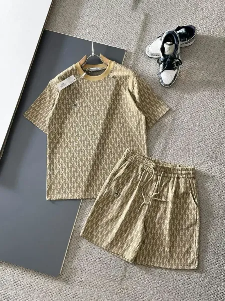 Design Diamond Pattern Beige Set T-Shirt and Shorts - 1