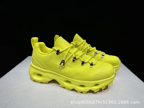 On Running Cloudventure Peak Beige Green Sneakers Running Shoes - 3