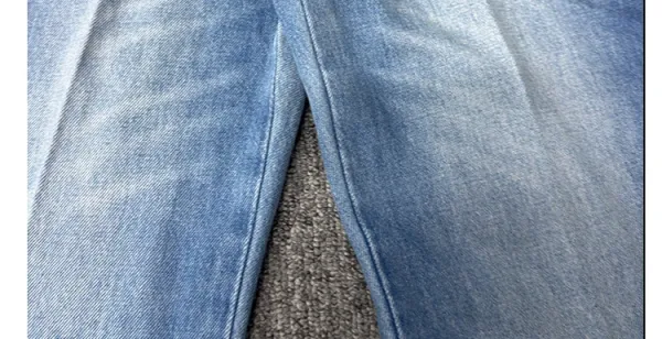 Design Wide-Leg Flared Jeans Blue - 21