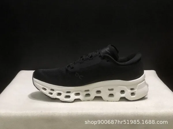 On Running Cloudmonster Gray / White Running Shoes - 21