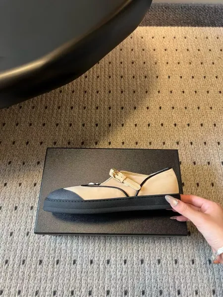 Prada Mary Jane Flat Red and Black Shoes Casual Shoes - 18
