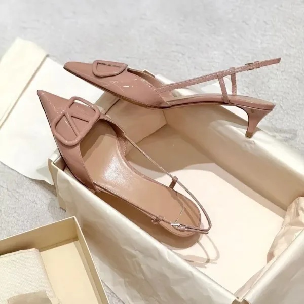 Valentino Garavani VLogo Slingback Pumps Nude Patent Leather Heels - 14