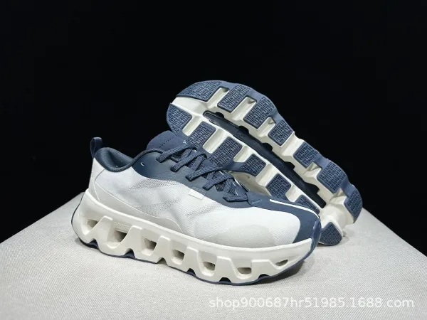 Kith x On Running CloudTec Gray Sneakers Chunky Sneakers - 9