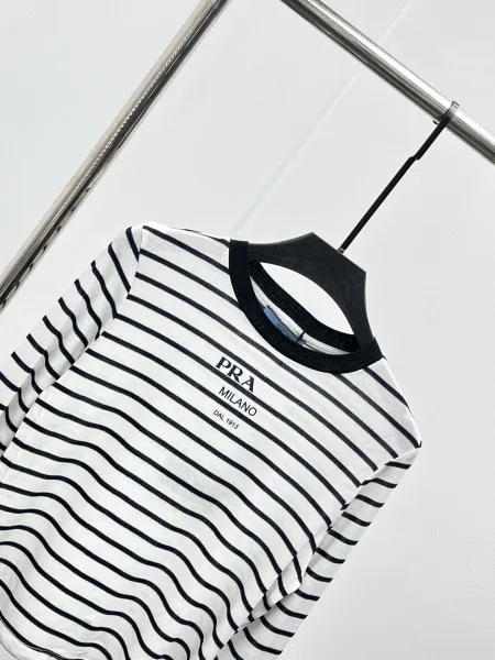 Prada Striped Logo Long-Sleeve Cropped Top White / Black T-Shirts - 8