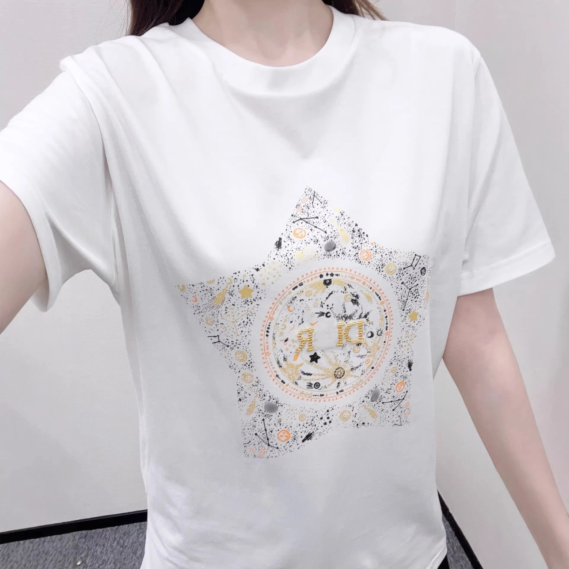 White Graphic Print T-Shirt Black Shorts Casual Outfit