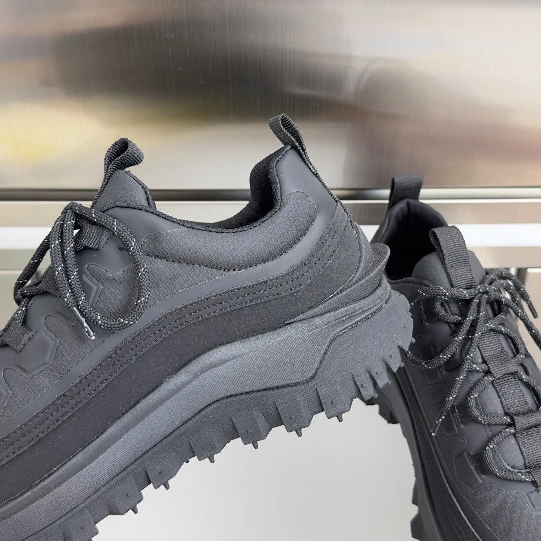 Moncler Trail Runner Beige Chunky Sneakers - 8