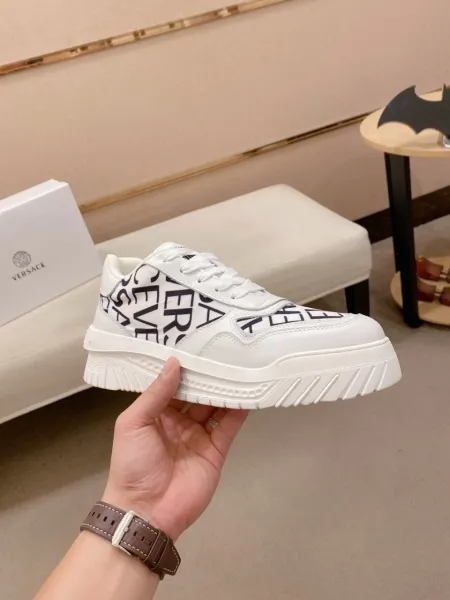 Versace Chain Reaction Logo Print Black Chunky Sneakers - 2