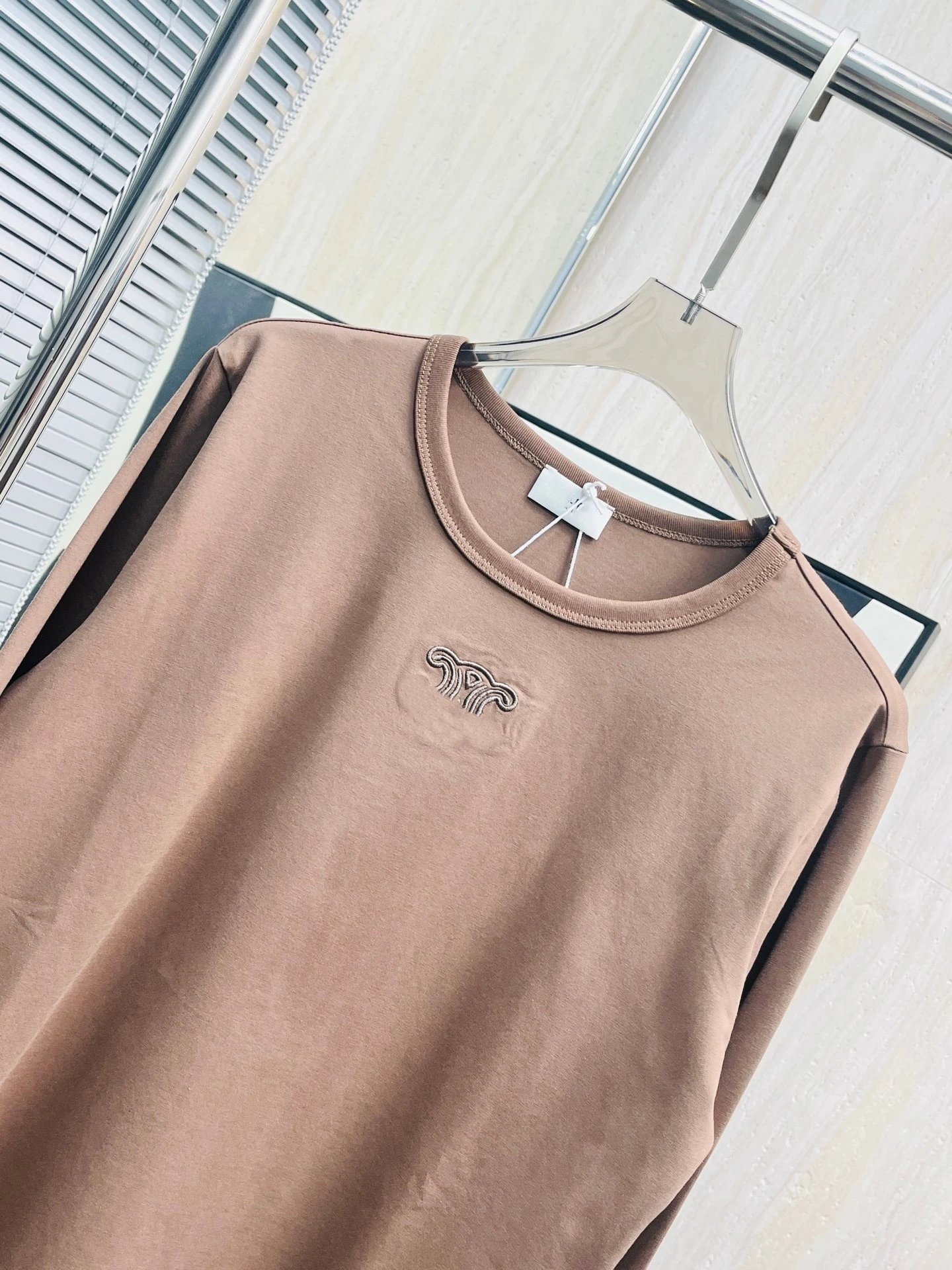 Design Long Sleeve Crewneck Top in Mauve Beige T-Shirts - 9
